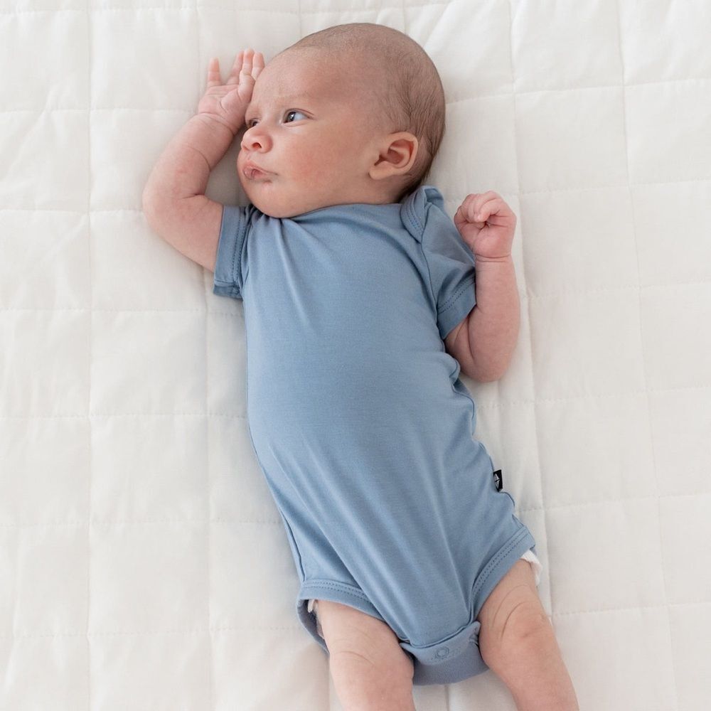 Kyte baby short sleeve Bodysuit in Slate‎ for preemie New With Tags in Package